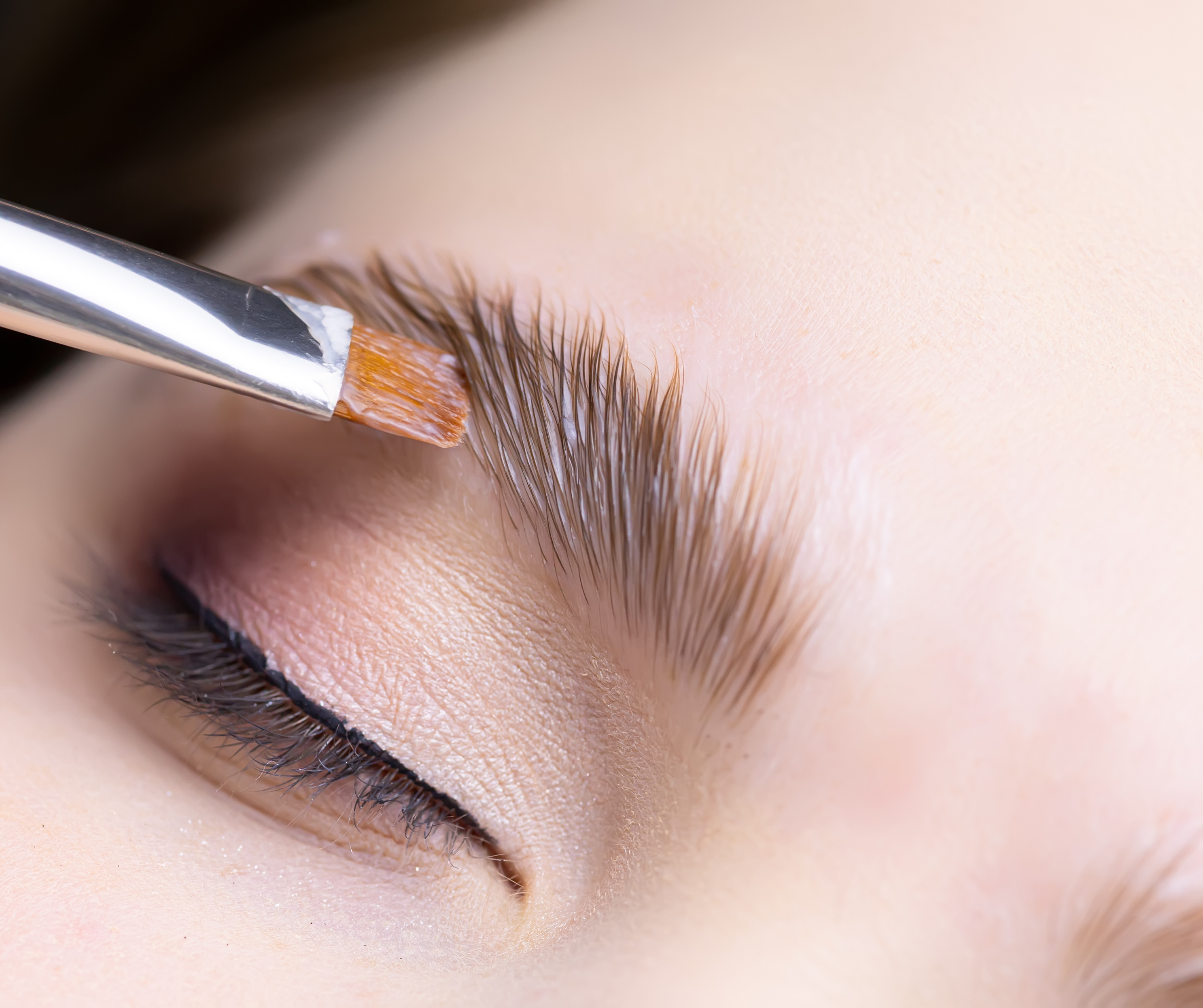Brow lamination involves straightening the brow, helps tame unruly brows, and controls stray hairs.